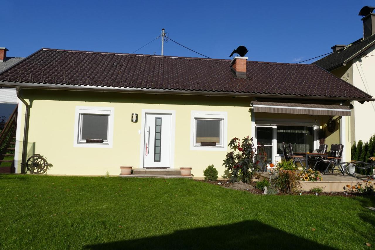 Ferienwohnung Stichauner Bodensdorf Kamer foto