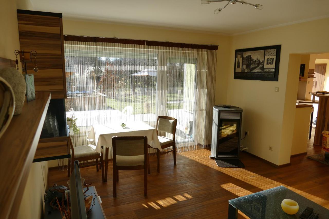 Ferienwohnung Stichauner Bodensdorf Kamer foto